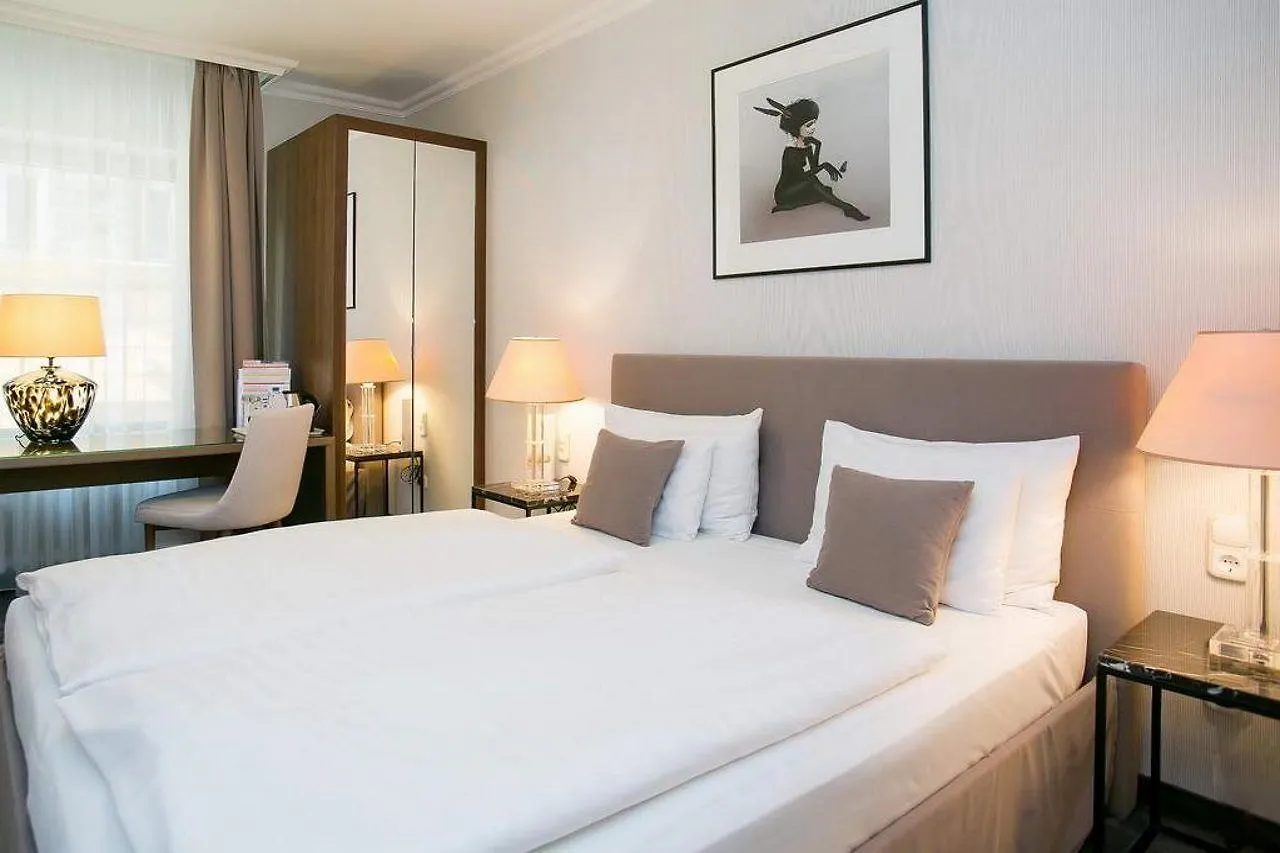 Ambra Hotel Budapest 4*,  Magyarország