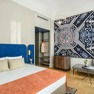 4* فندق مومنتس